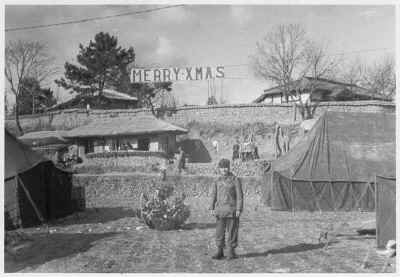 escue1950christmas.jpg (68321 bytes)